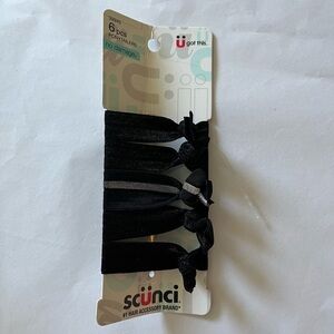 Scunci 6 pcs ponytailers no damage